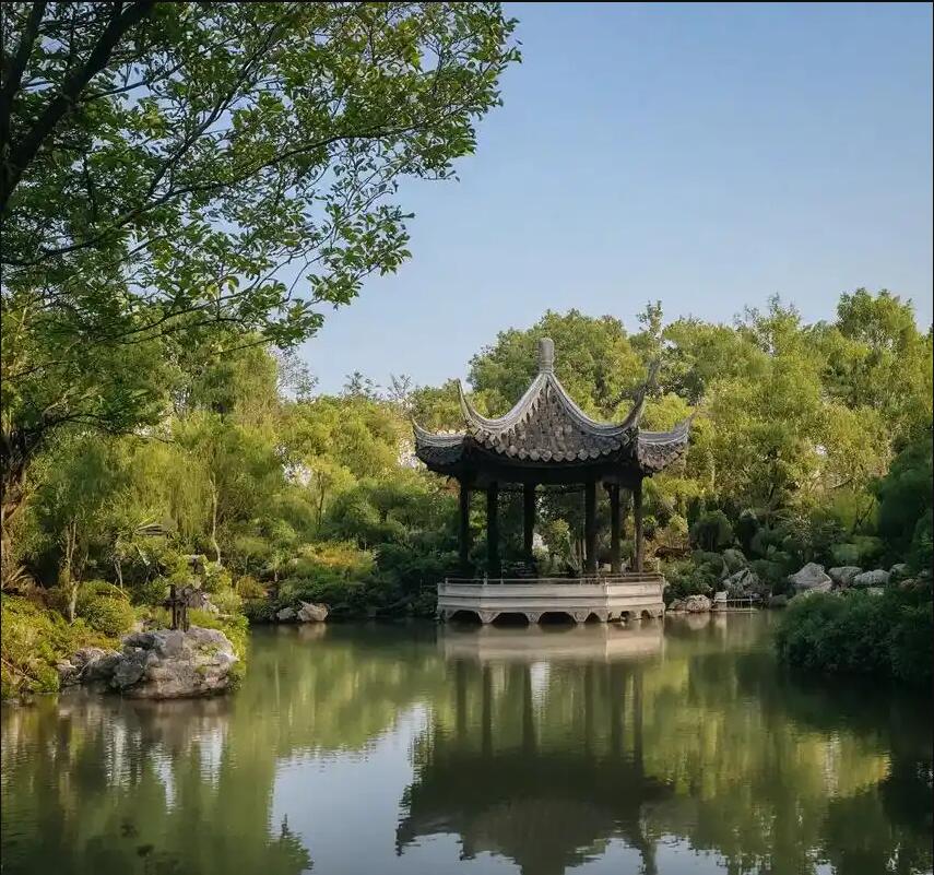 龙川县心痛餐饮有限公司